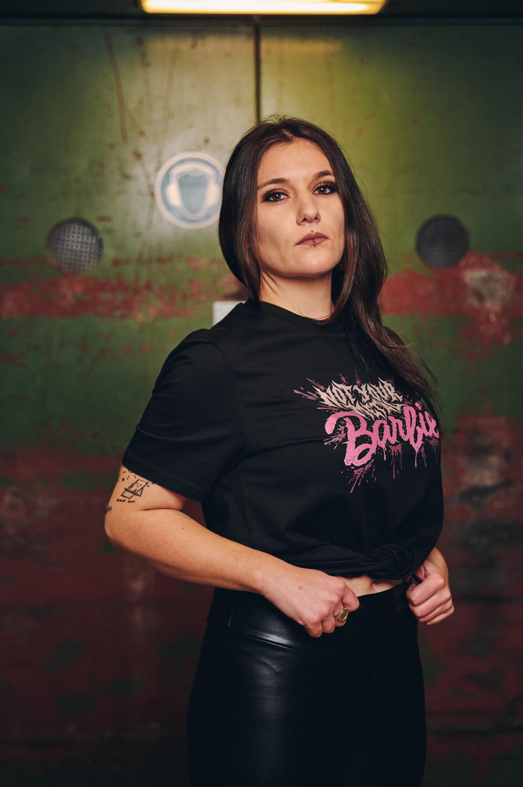 T-Shirt „Not Your Metal Barbie" (Bio-Baumwolle)