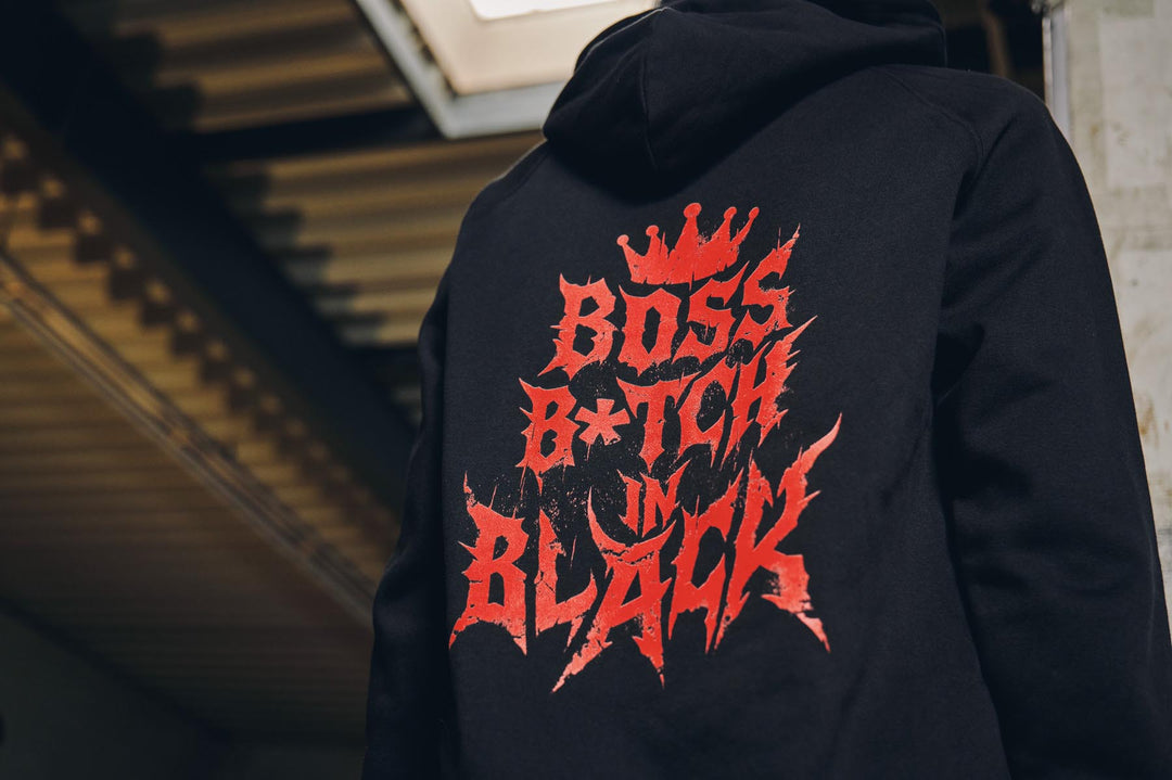 Hoodie "Boss B*tch in Black" (organic raglan)