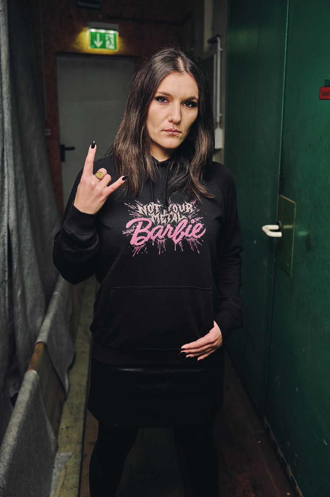 Hoodie "Not Your Metal Barbie" (organic raglan)