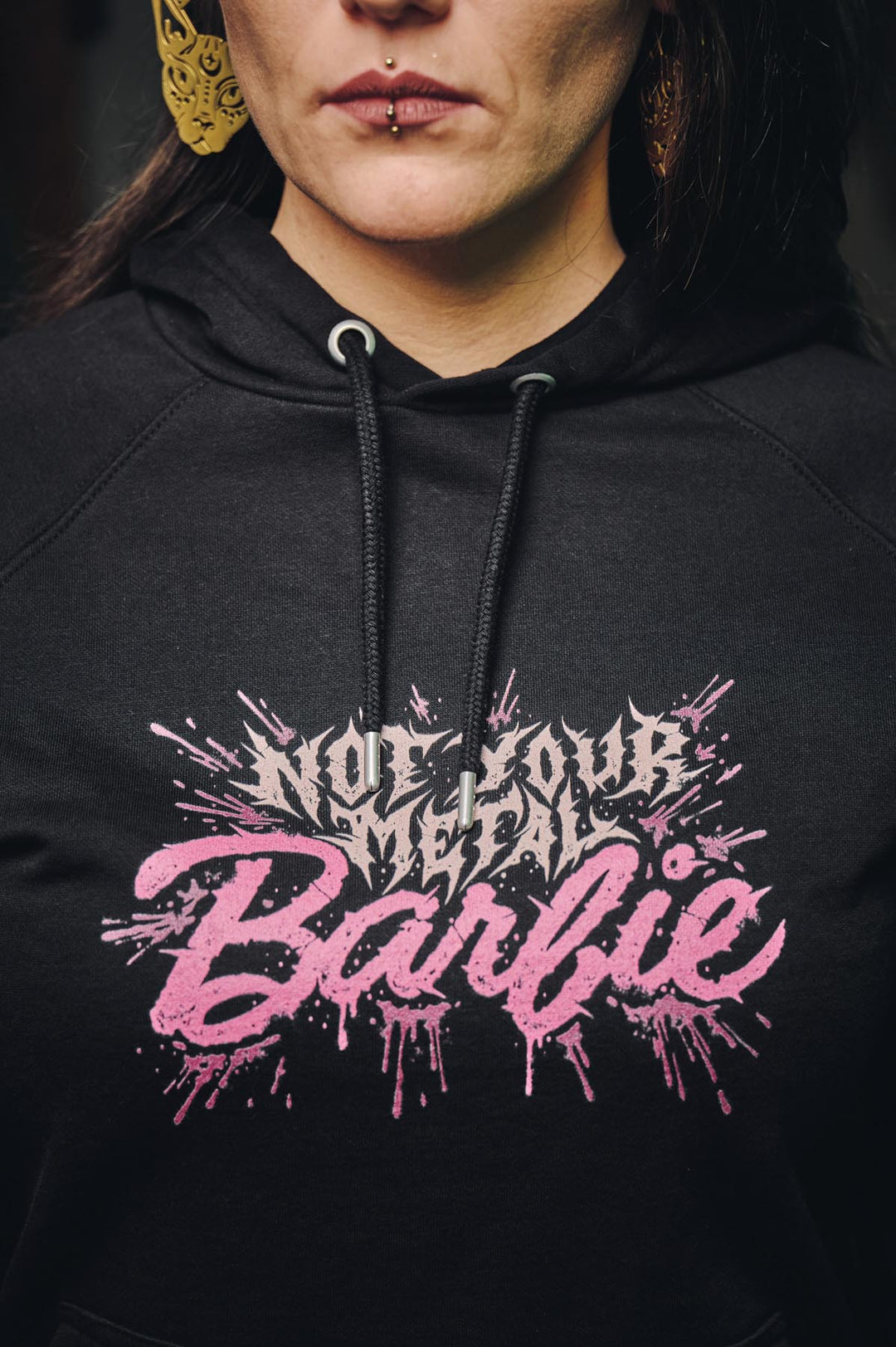 Hoodie "Not Your Metal Barbie" (organic raglan)