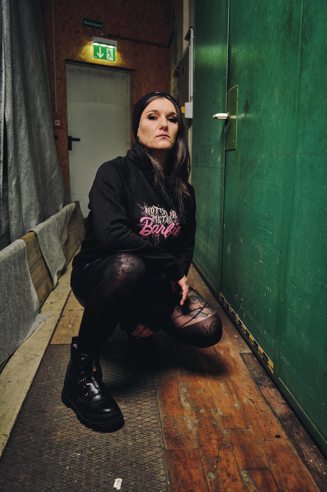 Hoodie "Not Your Metal Barbie" (organic raglan)